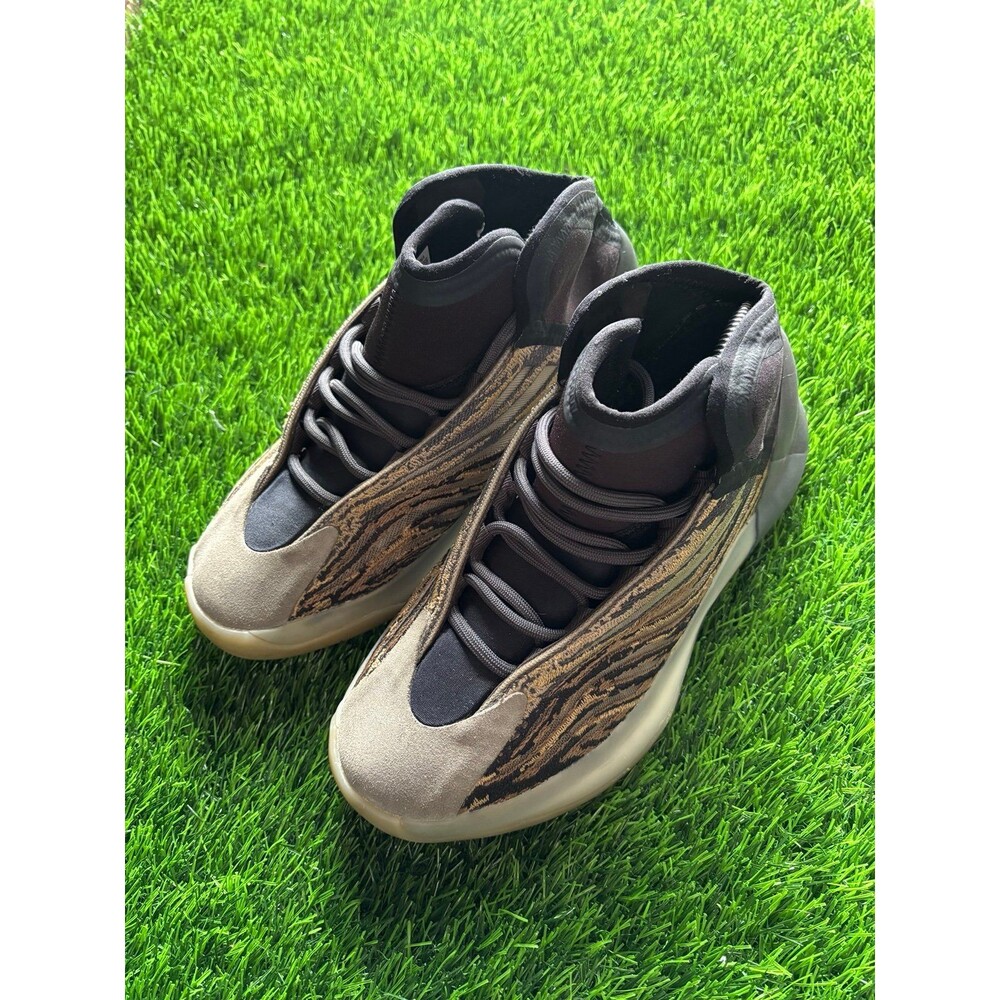 Adidas Yeezy Quantum 'Amber Tint' Sz 7